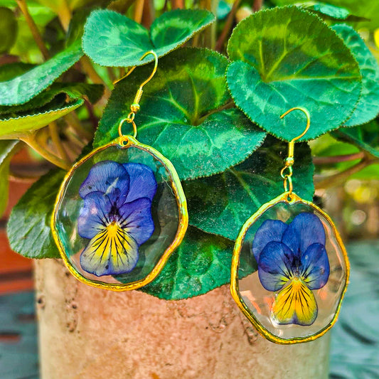 Pressed Pansies set in resin